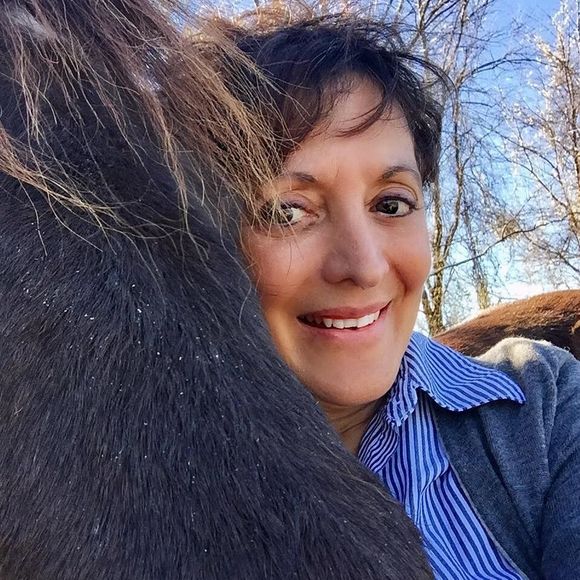 Meet your Posher, Kathleen - Picture 1 of 1